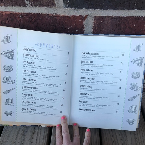 Reader’s Digest Down Home Cooking The New, Healthier Way Hardcover Cookbook - Picture 4 of 7